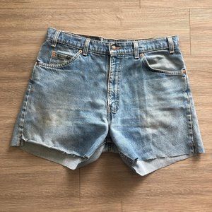 Vintage Levi’s silver tab cutoff shorts